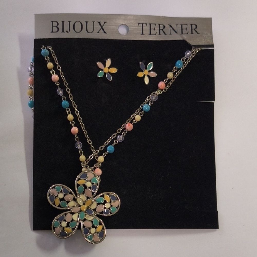 Bijoux Terner Colorful Flower Necklace Set